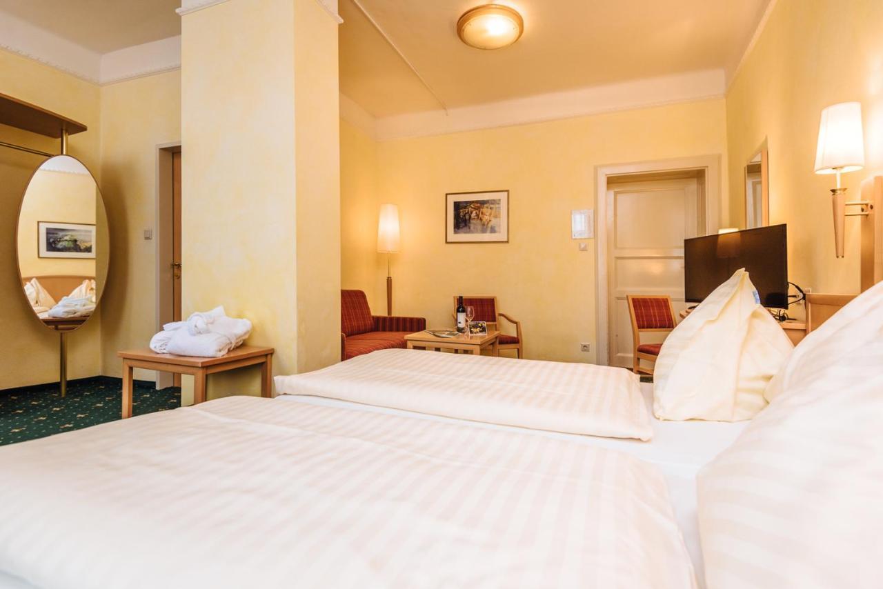 Hotel Drei Hasen ماريازيل المظهر الخارجي الصورة