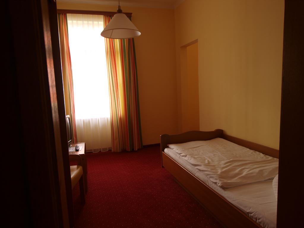 Hotel Drei Hasen ماريازيل المظهر الخارجي الصورة