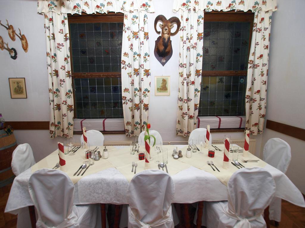 Hotel Drei Hasen ماريازيل المظهر الخارجي الصورة
